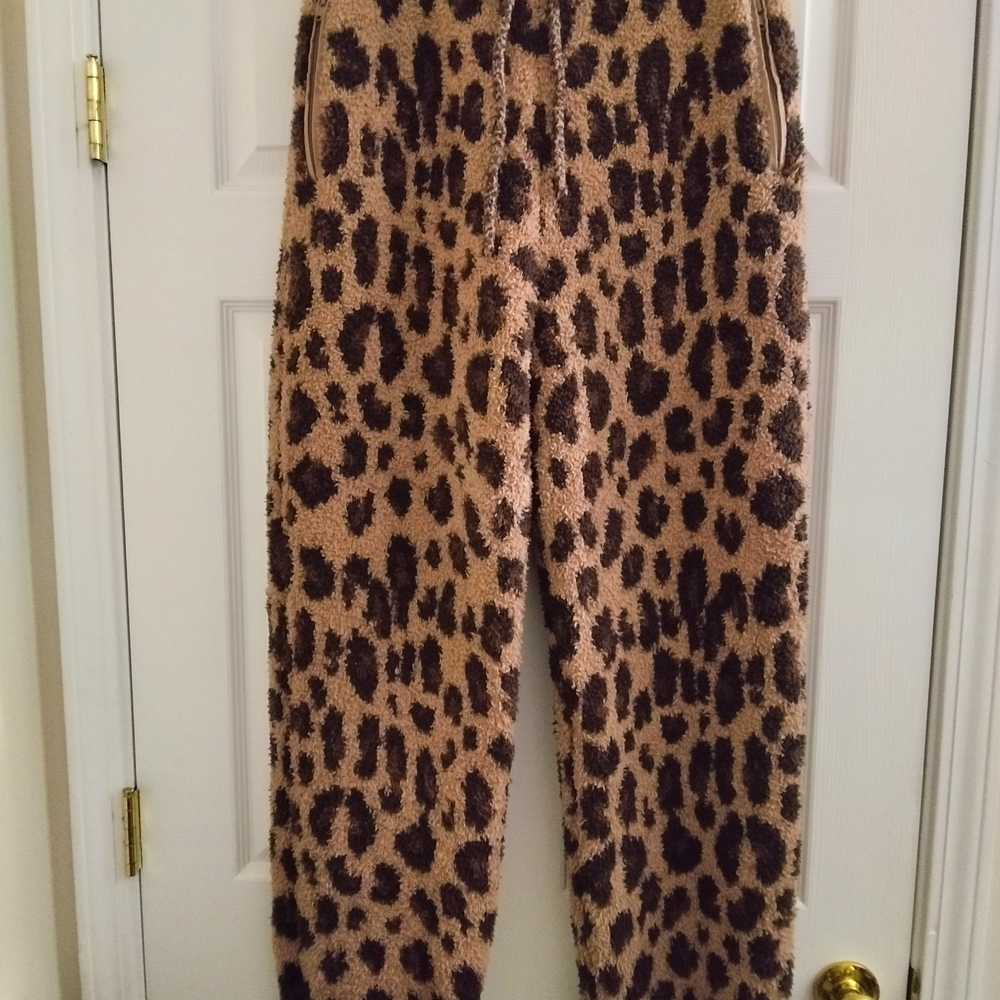 SKIMS Cozy Leopard Print Pants